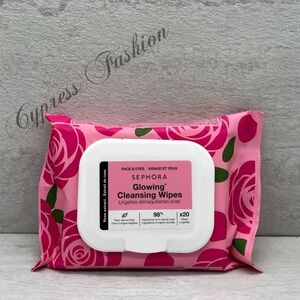 🎉 $5 Sephora Glowing Cleansing Wipes in Rose